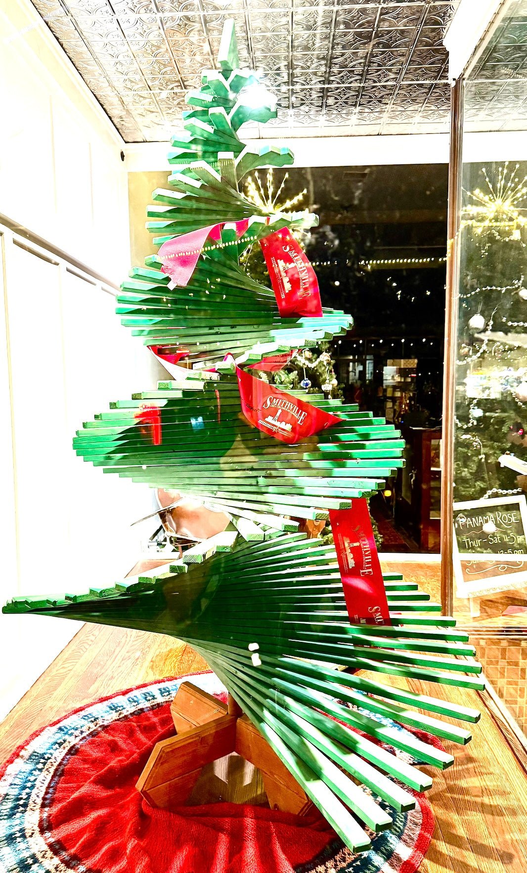 Christmas Tree - Panama Rose